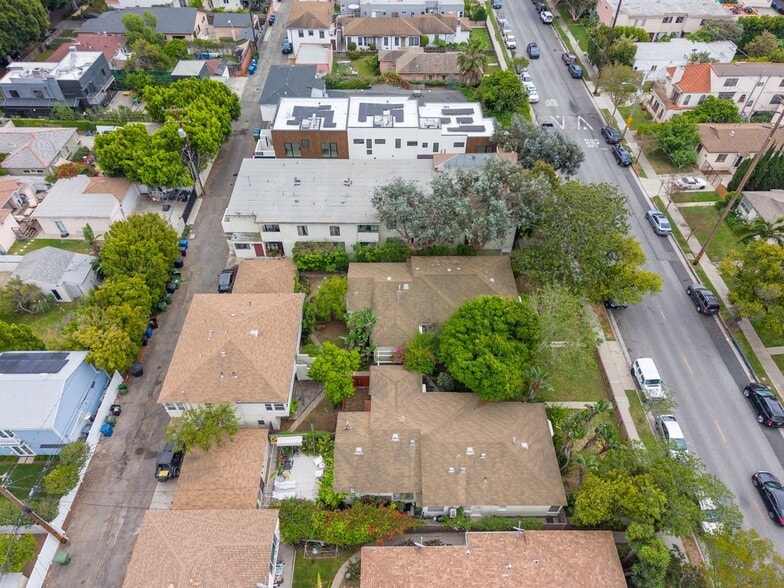 More Photos Of 2411 20th St, Santa Monica Apartments For Sale