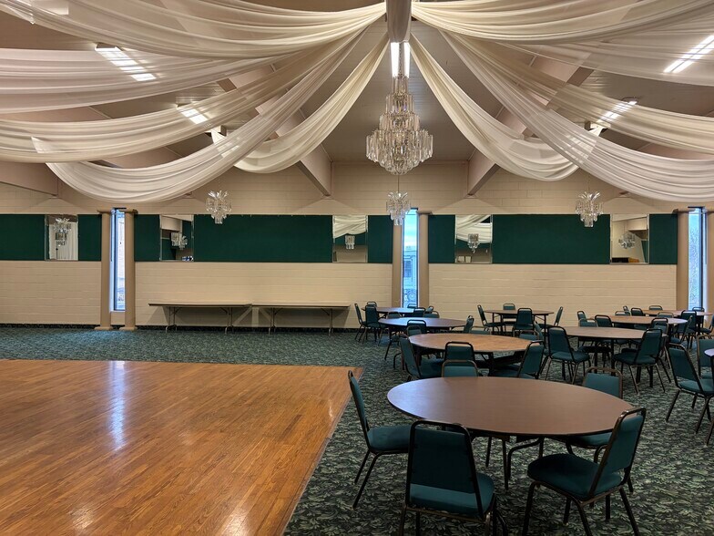 More Photos Of 2326 N Monroe St, Monroe Specialty For Lease