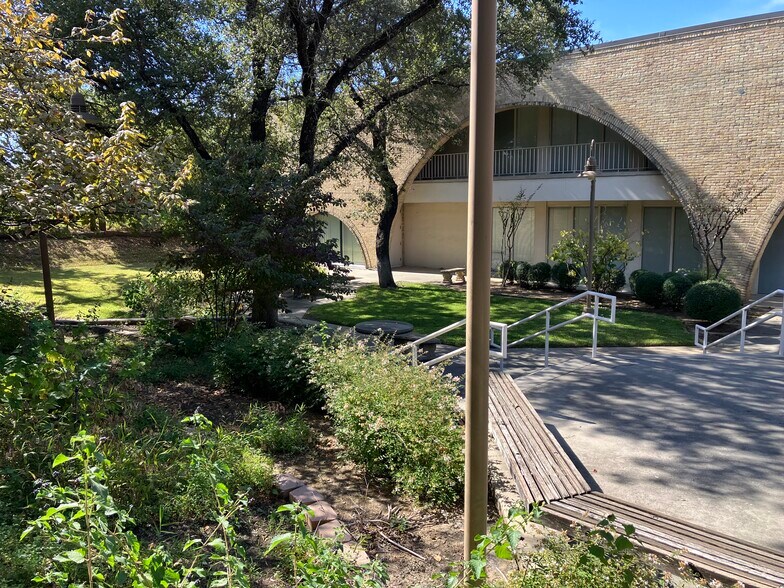 Primary Photo Of , Arlington Office For Sale