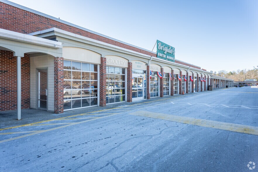 More Photos Of 900 Victory Hwy, North Smithfield Freestanding For Lease