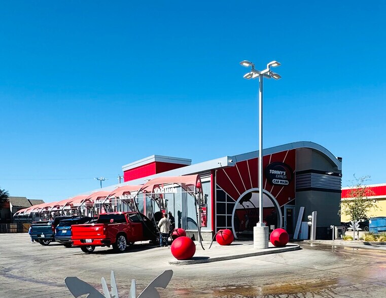 Primary Photo Of 3751 Andrews Hwy, Odessa Carwash For Sale