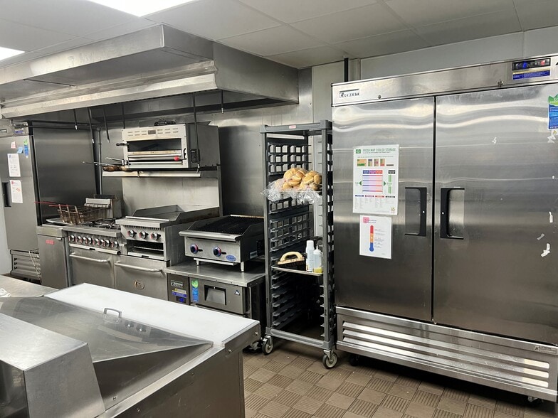 More Photos Of 1019 Jefferson St, Lynchburg Restaurant For Lease