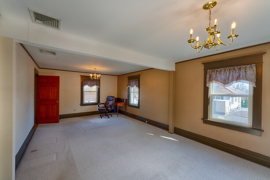 More Photos Of 105 Gleneida Ave, Carmel Office For Sale