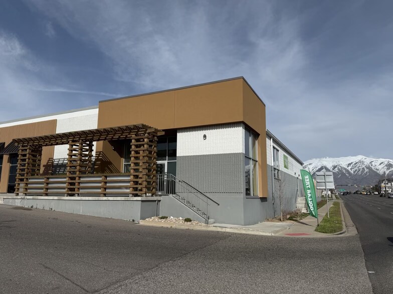 More Photos Of 2010 N Main St, Layton Self Storage For Lease
