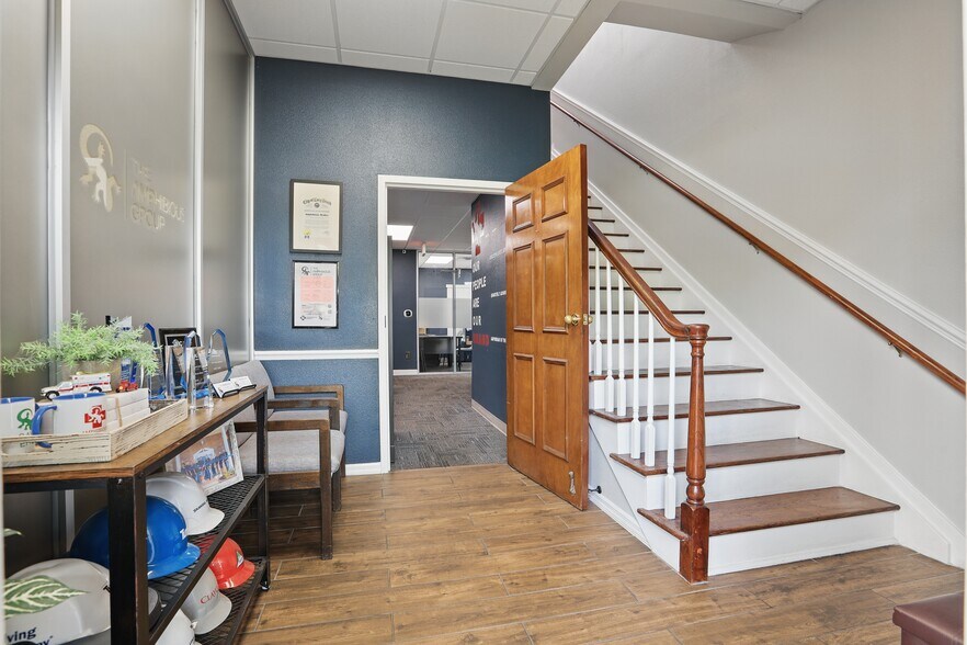 More Photos Of 5639 Hansel Ave, Orlando Medical For Lease