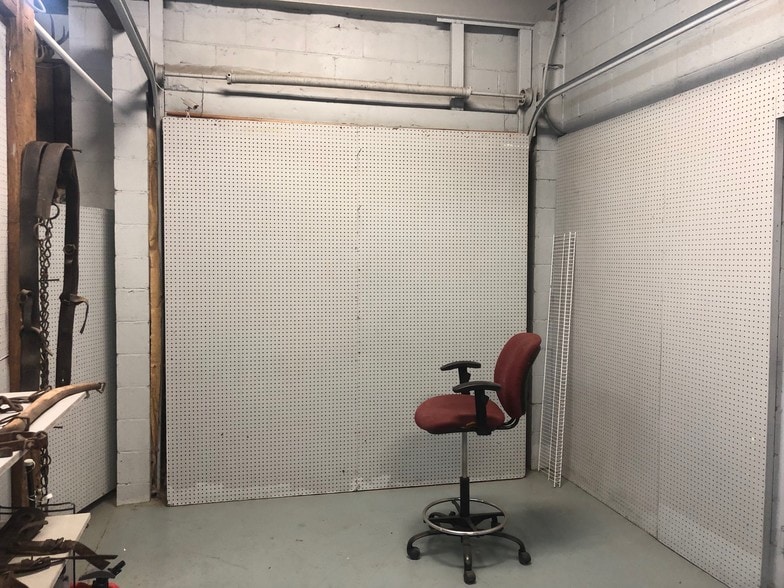 More Photos Of 781 S Front St, Columbus Storefront For Lease