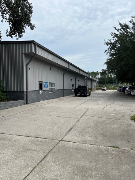 Primary Photo Of 970-1010 Ocoee Apopka Rd, Apopka Warehouse For Lease