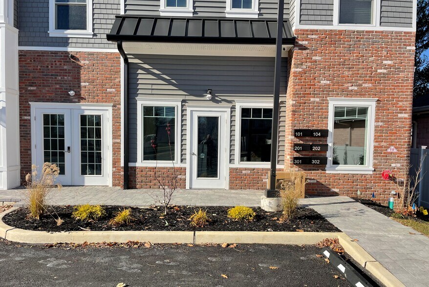 More Photos Of 21 N Main St, Manasquan Apartments For Lease