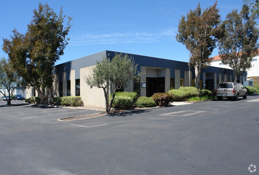 More Photos Of 4891 Ronson Ct, San Diego Warehouse For Lease