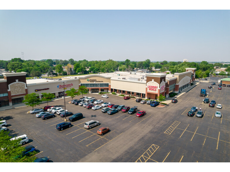 Primary Photo Of 2112 W Jefferson St, Joliet Unknown For Lease