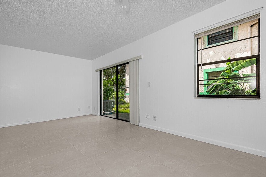 More Photos Of 11430-11442 NW 45th St, Coral Springs Apartments For Sale