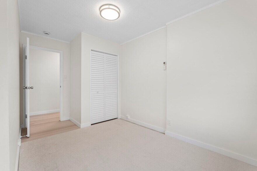 More Photos Of 1113 Villa Ln, Honolulu Flex For Sale