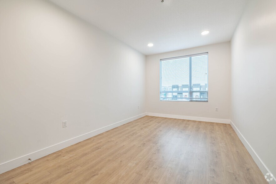 More Photos Of 1925 W North Temple, Salt Lake City Apartments For Lease