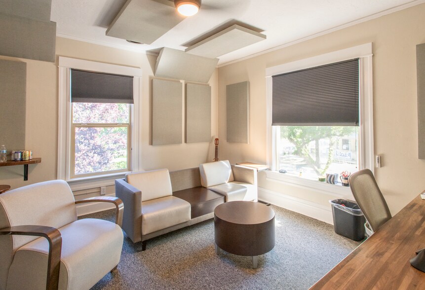 More Photos Of 710 W Franklin St, Boise Loft Creative Space For Sale