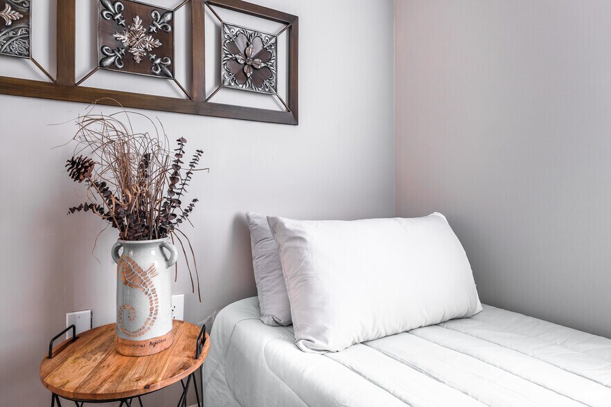 More Photos Of 210 Lanier Dr, Statesboro Apartments For Sale