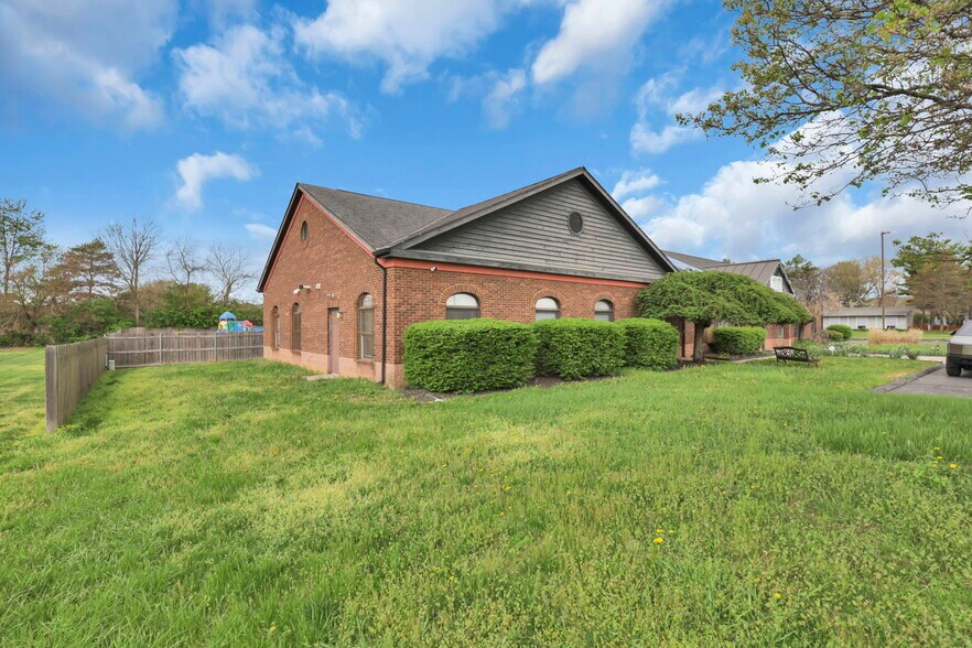 More Photos Of 4241 Kimberly Pky, Columbus Office For Sale