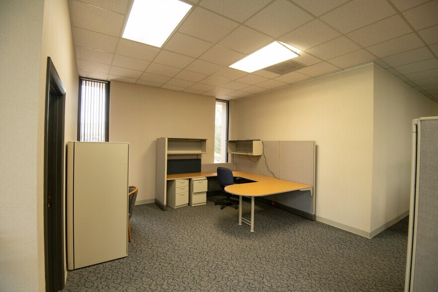 More Photos Of 1330 N Park St, Carrollton Medical For Lease