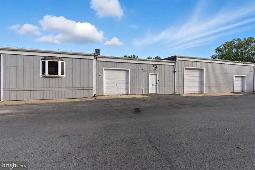 More Photos Of 534 Whitesville Rd, Jackson Service For Lease