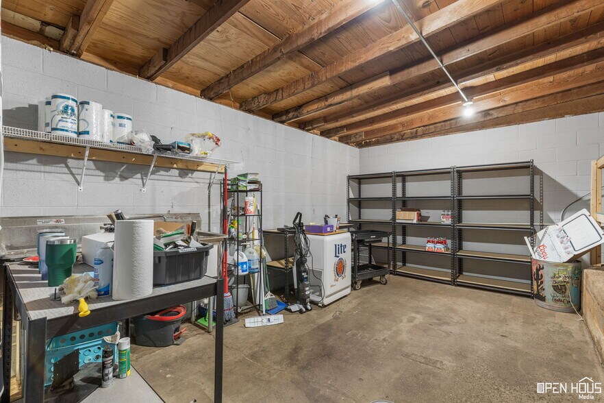 More Photos Of 18847 US-281, Windthorst Storefront Retail Office For Sale