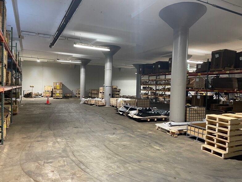 More Photos Of 1531 Tremont St, Cincinnati Manufacturing For Sale