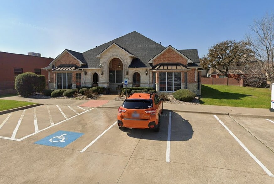 Primary Photo Of 3325 Premier Dr, Plano Medical For Sale
