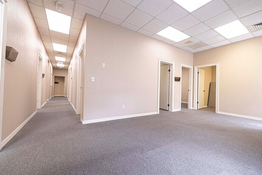 More Photos Of 5608 SE 113th St, Belleview Office For Lease