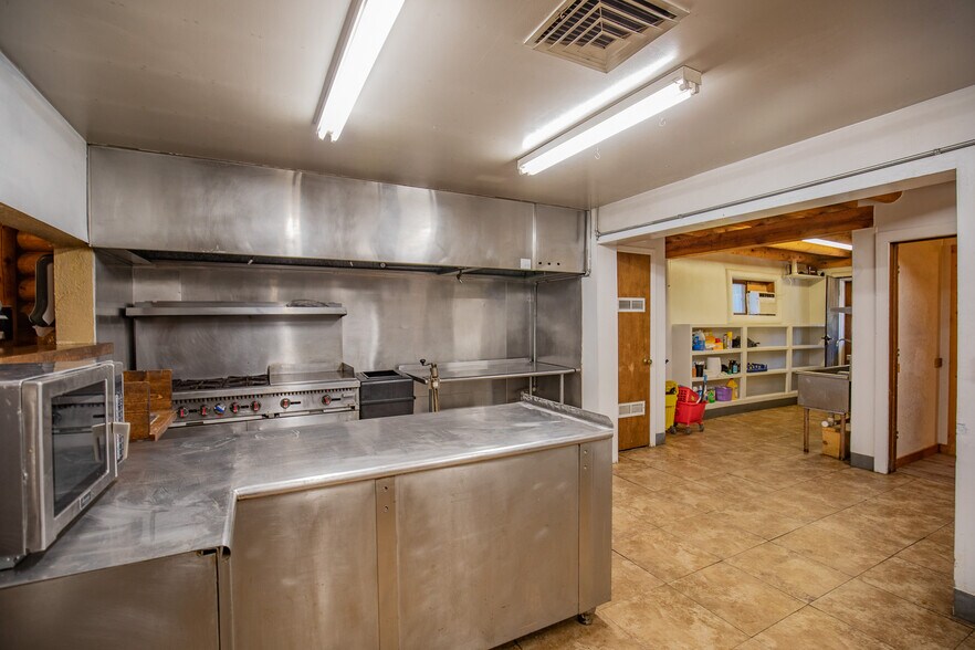 More Photos Of 949 Highway 82, Mountain Park Storefront Retail Residential For Sale