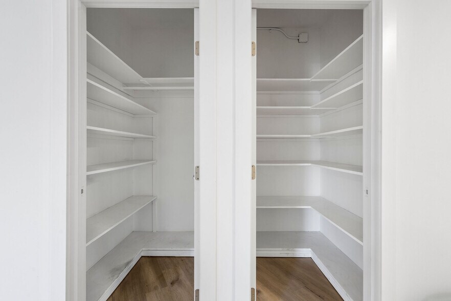 More Photos Of 3170 E 11th St, Los Angeles Warehouse For Lease