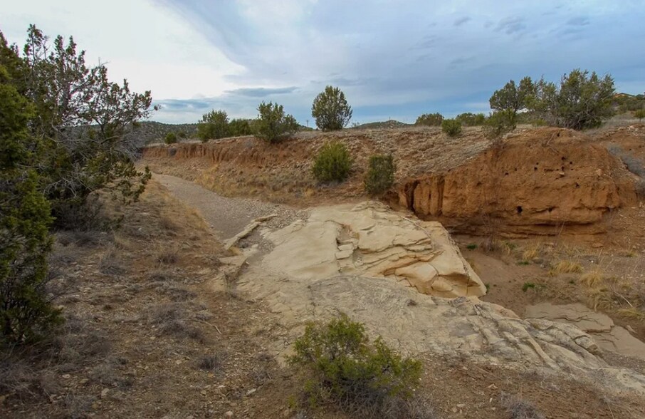 More Photos Of 176 Marjorie dr, Capitan Warehouse For Sale