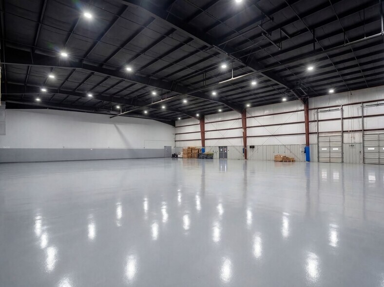 More Photos Of 8160 Regent Pky, Fort Mill Flex For Lease
