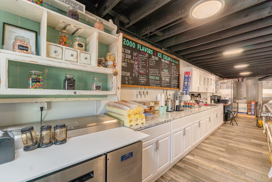 More Photos Of 80 Old San Carlos Blvd, Fort Myers Beach Restaurant For Sale