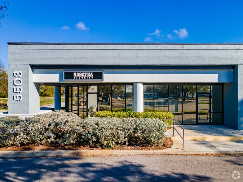 More Photos Of 5553 W Waters Ave, Tampa Unknown For Lease