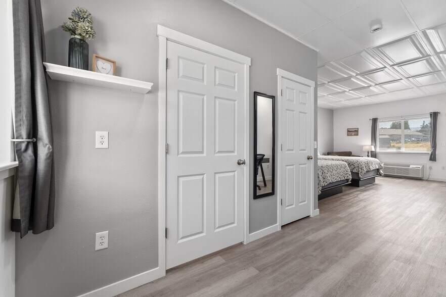 More Photos Of 200 Wapato Ct, Manson Hotel For Sale