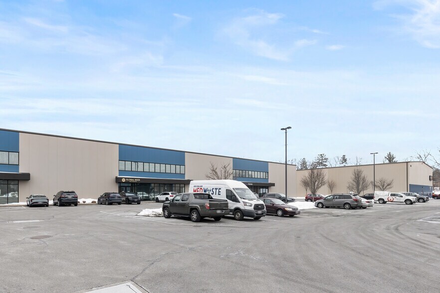 More Photos Of 30 Log Bridge Rd, Middleton Industrial For Lease