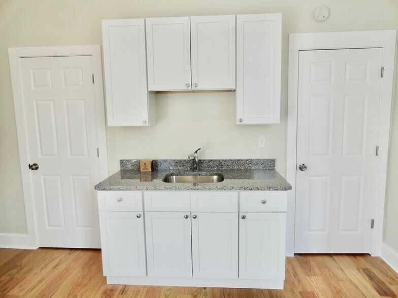 More Photos Of 82 Water St, Torrington Apartments For Lease