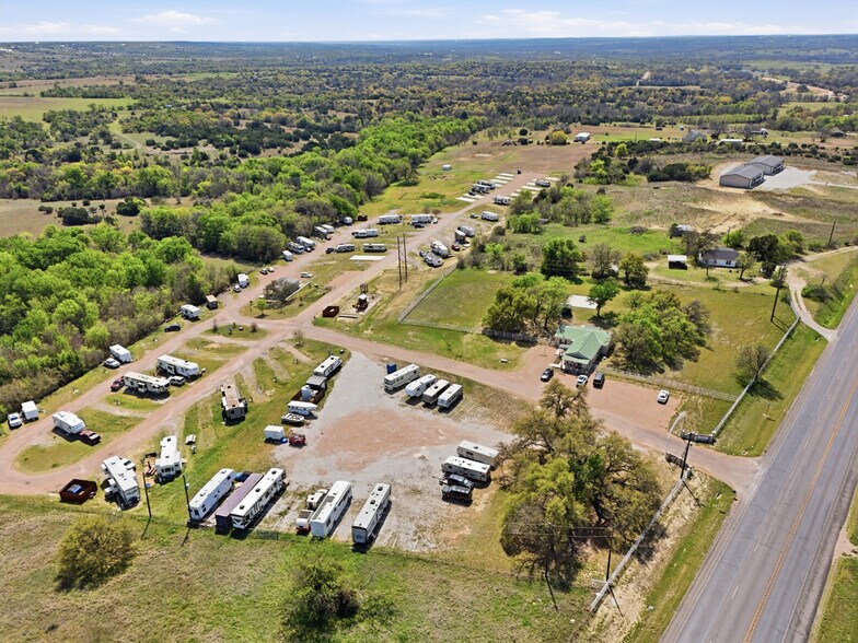 More Photos Of 5860 N FM 51, Weatherford Trailer Camper Park For Sale