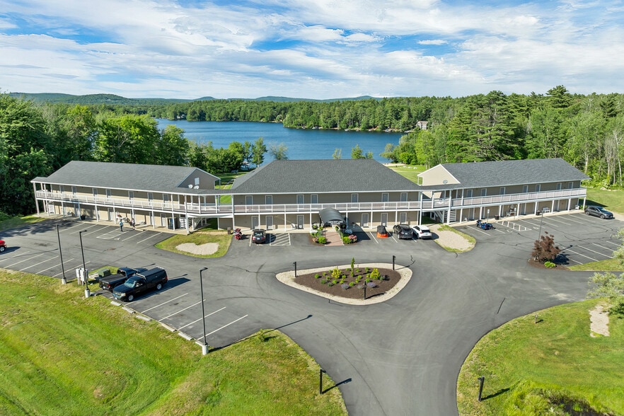 More Photos Of 280 S Main St, Wolfeboro Hotel For Sale
