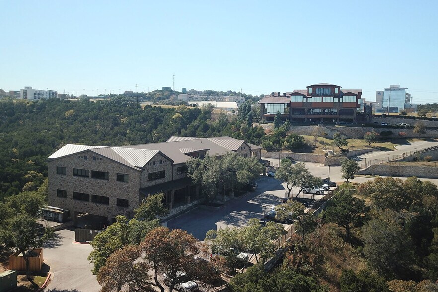 More Photos Of 2951 Ranch Road 620 S, Lakeway Office For Lease