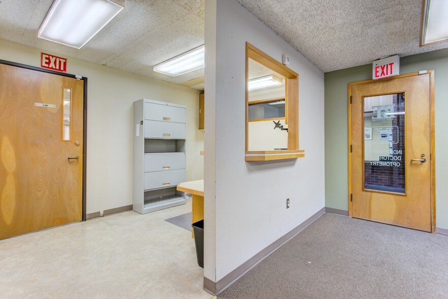 More Photos Of 1200 N 14th Ave, Pasco Medical For Sale