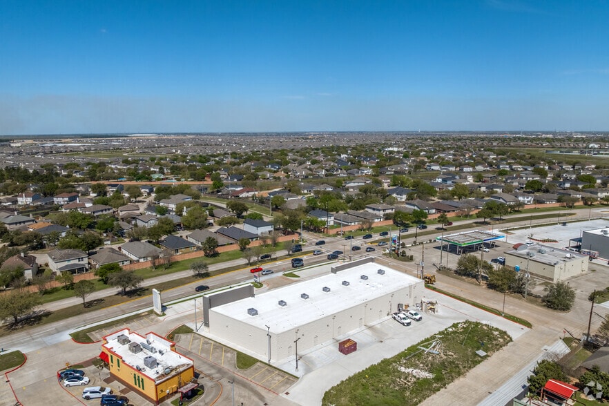 More Photos Of 7130 Fry Rd, Cypress Storefront For Lease