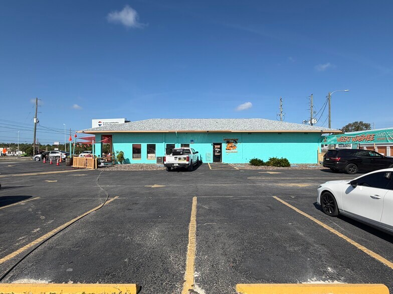 More Photos Of 12125 Cortez Blvd, Brooksville Carwash For Sale