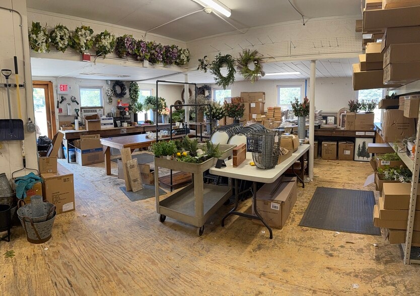 More Photos Of 3 Rockingham Rd, Londonderry Freestanding For Sale