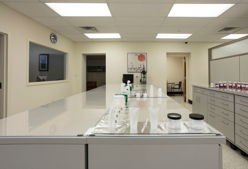 More Photos Of 216 Congers Rd, New City Office For Sale