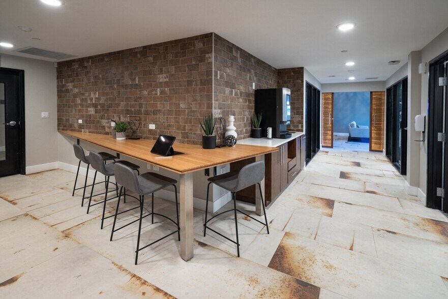 More Photos Of 1821 S Milpitas Blvd, Milpitas Apartments For Lease