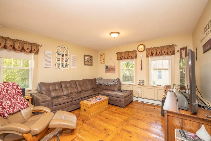 More Photos Of 121 Wood St, Middleborough Storefront Retail Residential For Sale