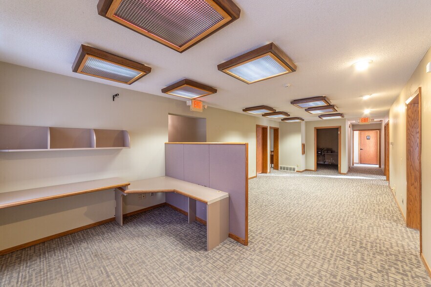 More Photos Of 605 Scott St, Wausau Office For Sale