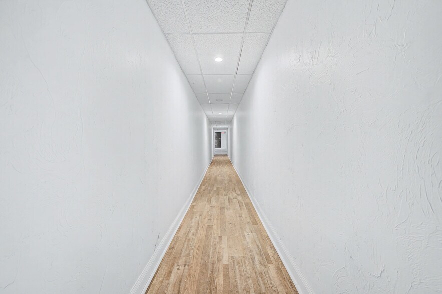 More Photos Of 204 Providence St, Hyde Park Industrial For Lease