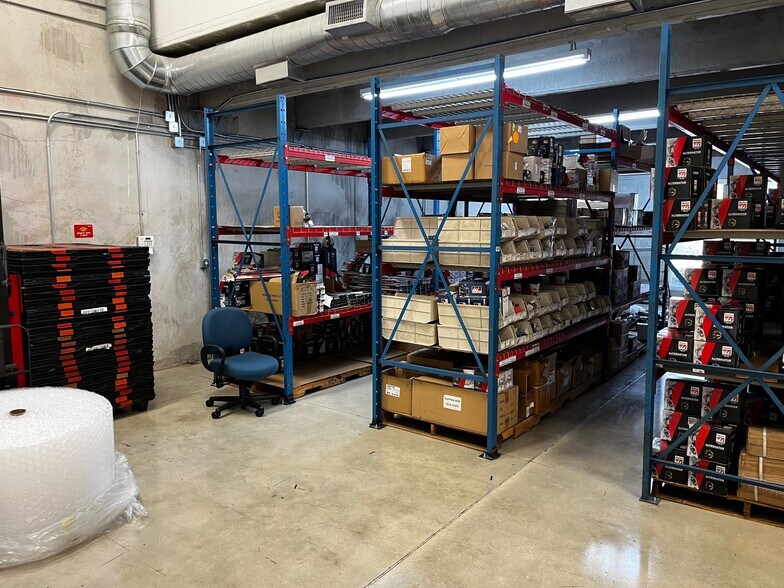 More Photos Of 7851-7863 NW 46th St, Doral Warehouse For Lease