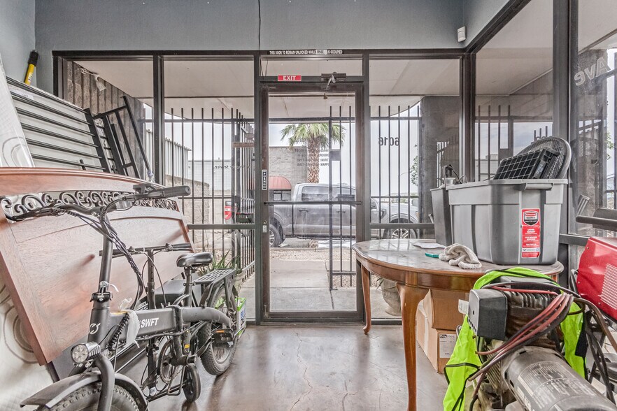 More Photos Of 6016 N 57th Ave, Glendale Warehouse For Sale