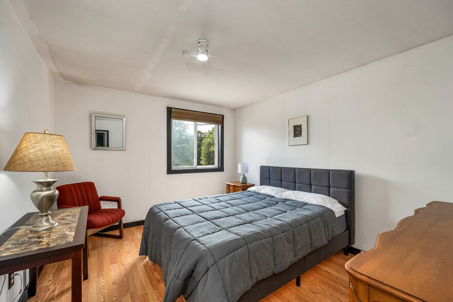 More Photos Of 820 Colebrook Rd, Errol Hotel For Sale